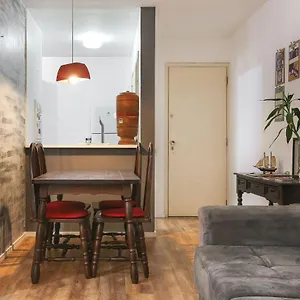 Apartamento Espaçoso Em Pinheiros Ao Lado Do Metrô, São Paulo